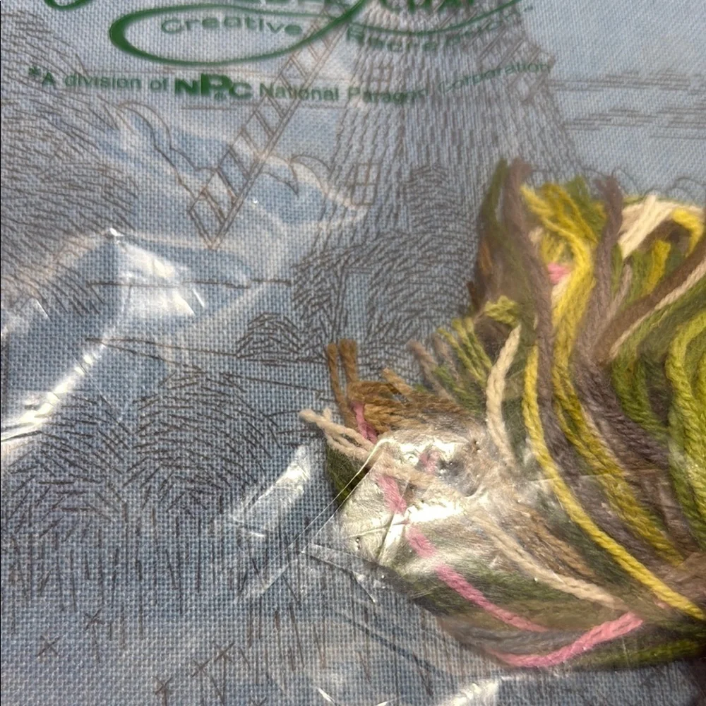 'Petticoat Windmill' Crewel Embroidery Picture Stitching Kit